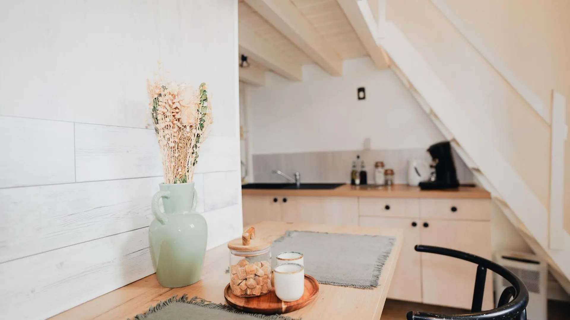 公寓 Logement En Rez-De-Chaussee 欧布纳